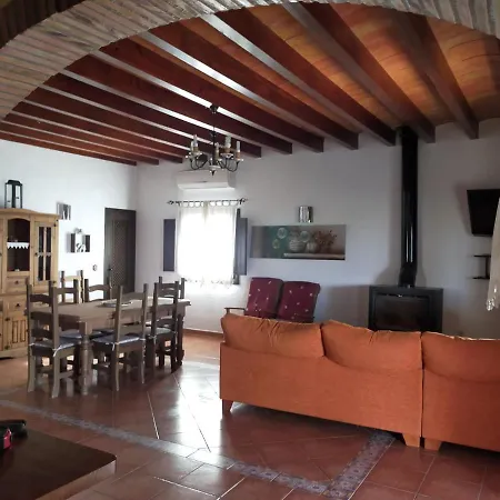 Spacious With Large Private Pool And Incredible Views Villa Llutxent