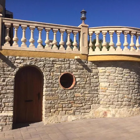 Spacious With Large Private Pool And Incredible Views Villa Llutxent