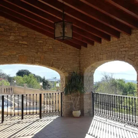 Spacious With Large Private Pool And Incredible Views *