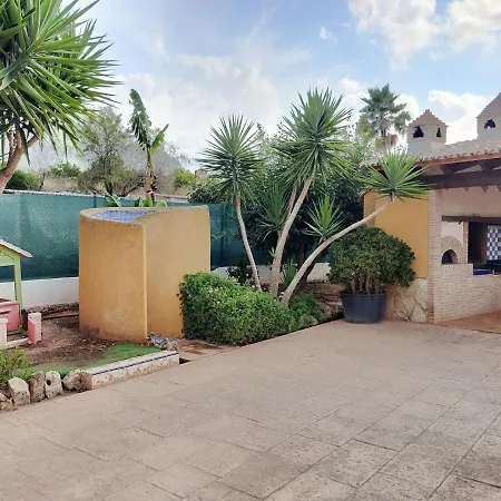 Spacious With Large Private Pool And Incredible Views *